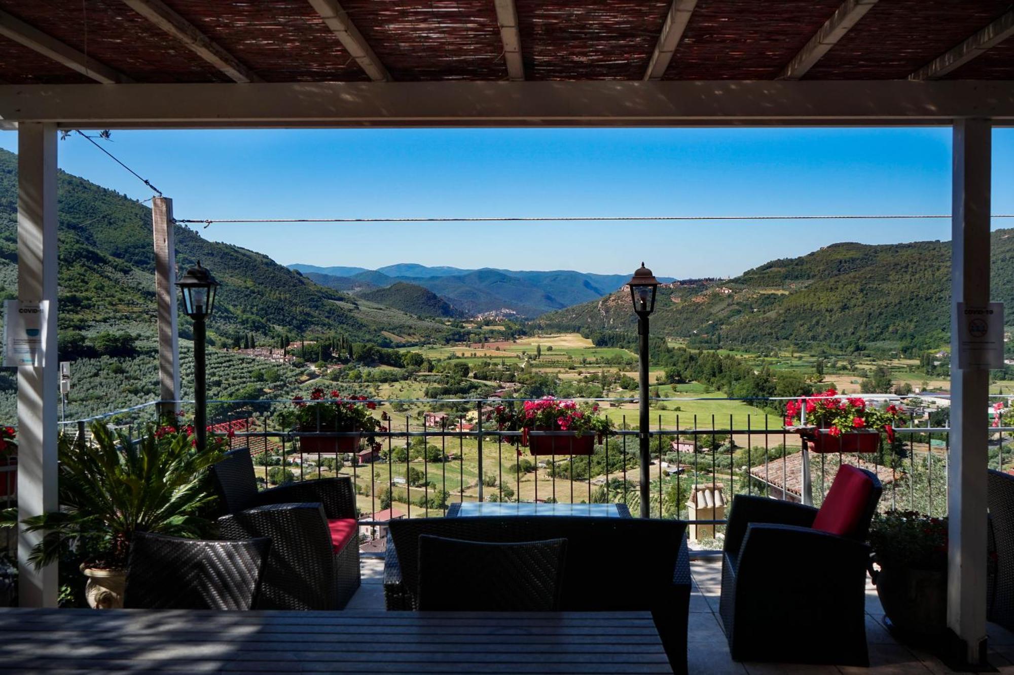 פרנטילו Le Rocche Valnerina Residence מראה חיצוני תמונה