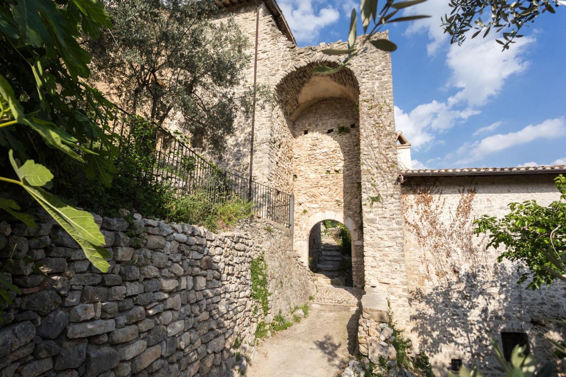 פרנטילו Le Rocche Valnerina Residence מראה חיצוני תמונה