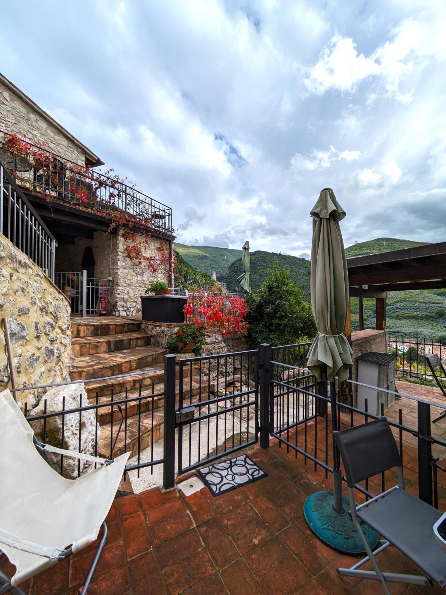 פרנטילו Le Rocche Valnerina Residence מראה חיצוני תמונה