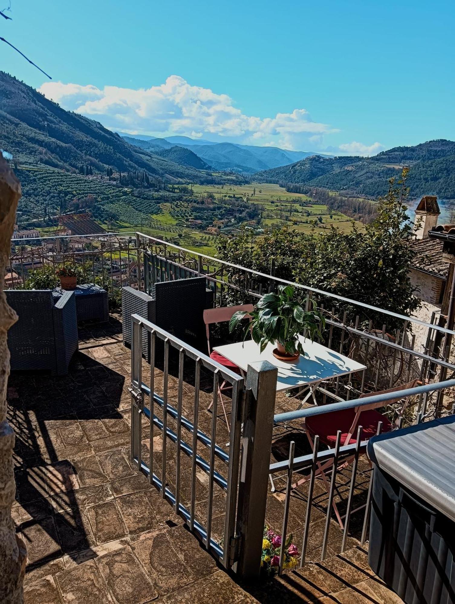 פרנטילו Le Rocche Valnerina Residence חדר תמונה