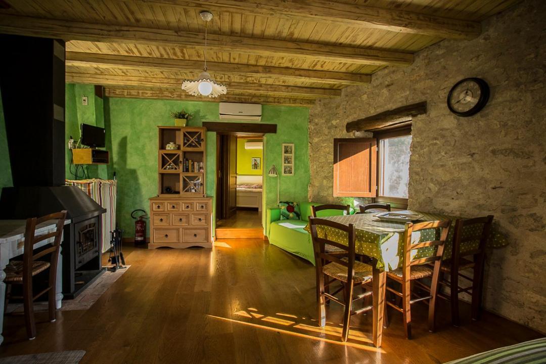 פרנטילו Le Rocche Valnerina Residence מראה חיצוני תמונה